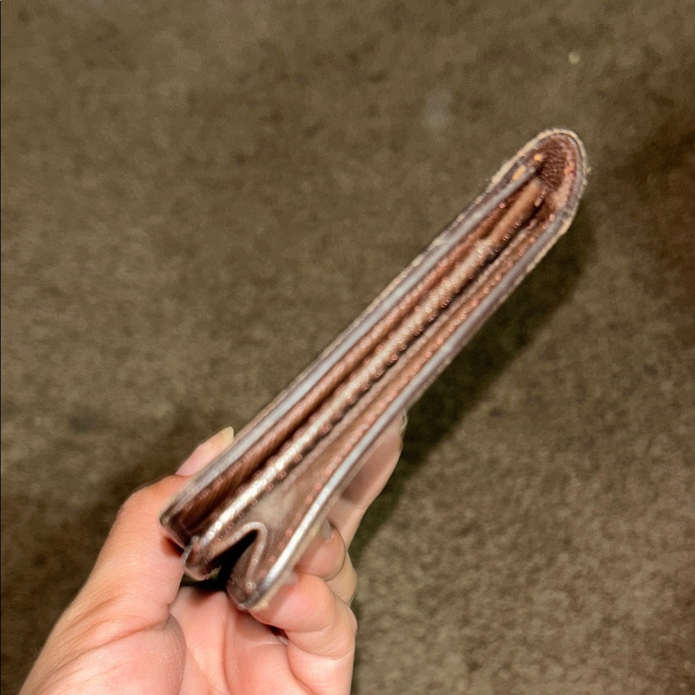 Authentic Louis Vuitton Damier Bi-fold Long Wallet in Good Pre-loved Condition - Picture 5 of 10